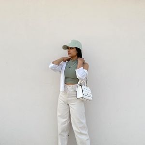 Meet your Posher, Ishani